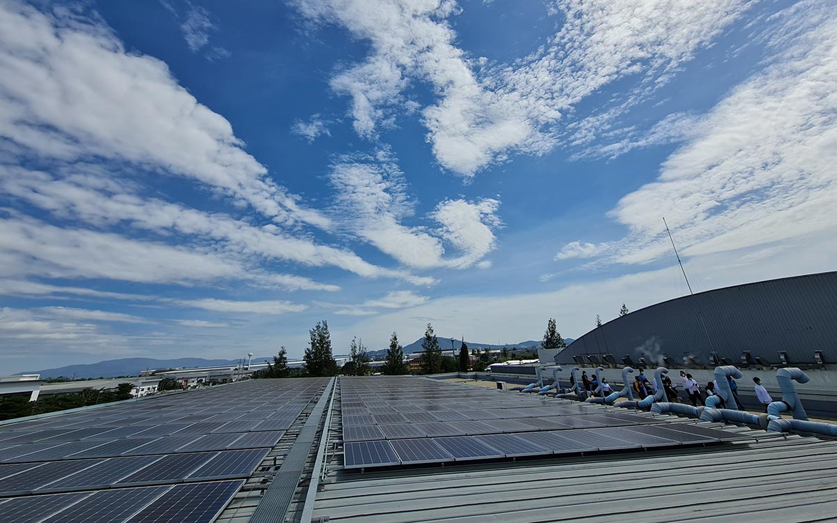 ซีพีแรม วางแผนติดตั้ง “Solar Rooftop” เพิ่ม หลังโรงงาน 7 แห่ง ลดค่าไฟฟ้าได้กว่า 9 ล้านบาทต่อปี