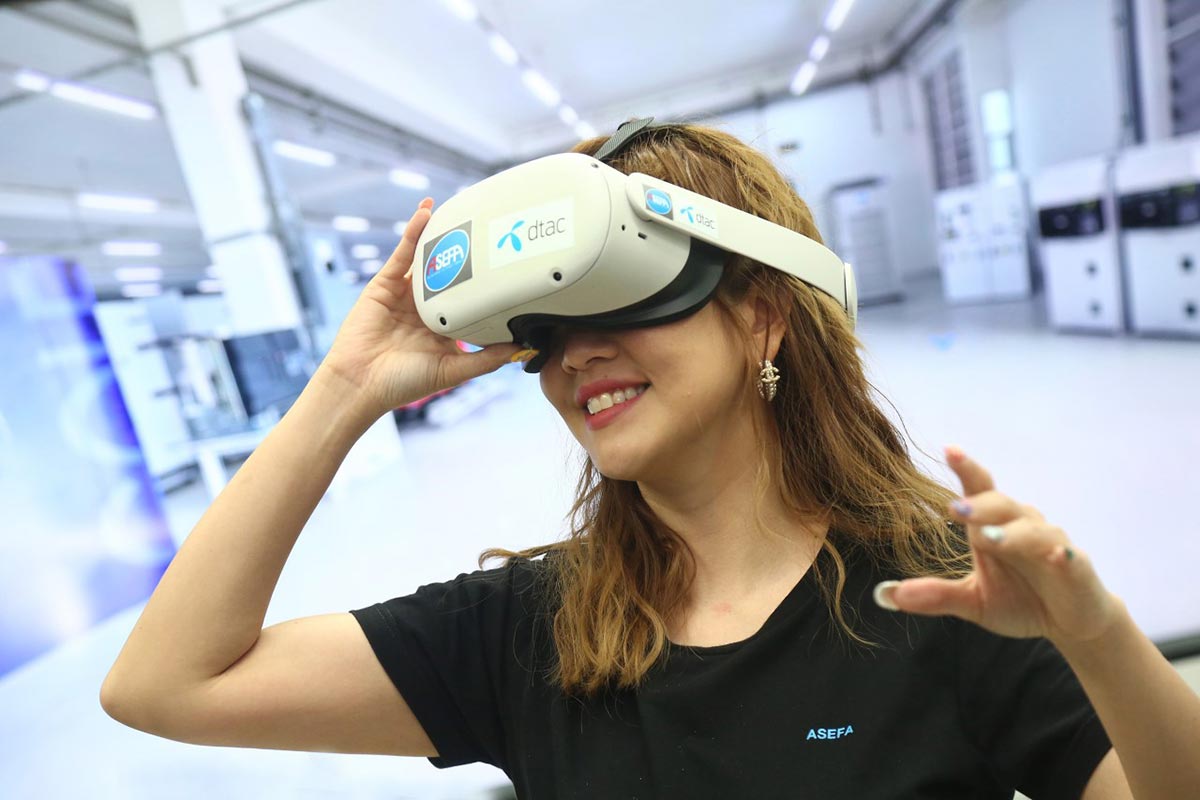 ดีแทค-อาซีฟา รุก 5G นำเทคโนโลยี VR ปลดล็อกสมาร์ทแฟคทอรี่