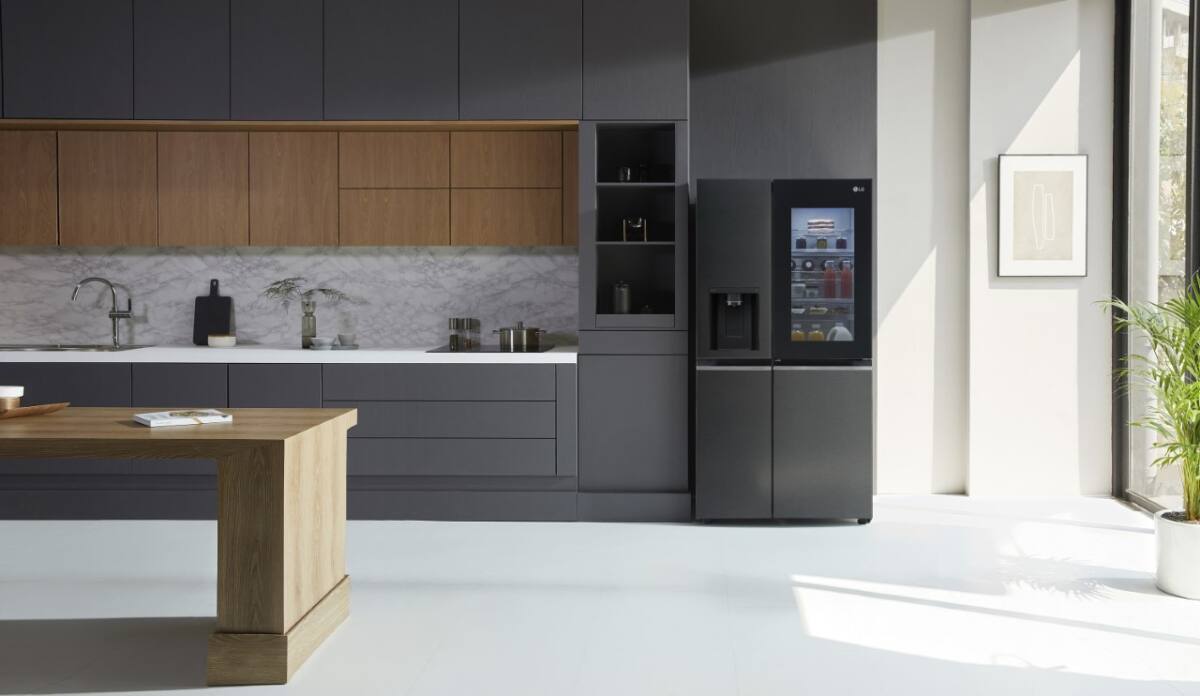 แอลจี เปิดตัวนวัตกรรมตู้เย็น 2 รุ่น LG InstaView Door-in-DoorTM และ LG New Smart InverterTM