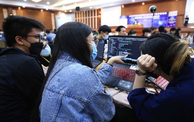 หัวเว่ย เดินหน้าสนับสนุนค่าย Super AI Engineer มุ่งพัฒนานวัตกร วิศวกร นักวิจัย และวิสาหกิจเริ่มต้น เพื่อขับเคลื่อนประเทศไทย