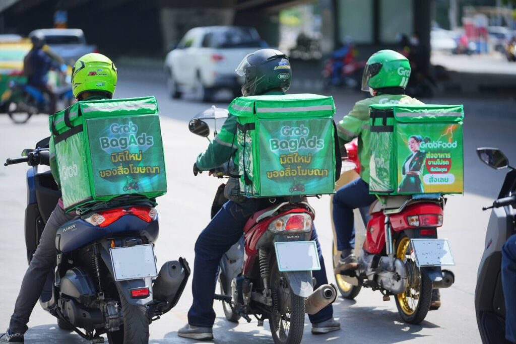 แกร็บ ผุดธุรกิจใหม่ “Digital BagAds” โฆษณาเคลื่อนที่บนกระเป๋าคนขับ
