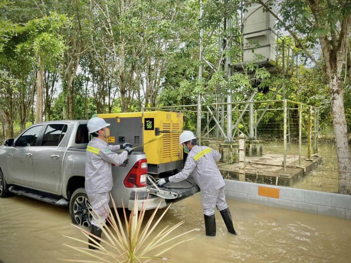 AIS5G เชื่อมต่อ ช่วยเหลือ พื้นที่ประสบอุทกภัยชาวระยองและภาคตะวันออก ดูแลเครือข่ายสื่อสารในพื้นที่อย่างเต็มกำลัง