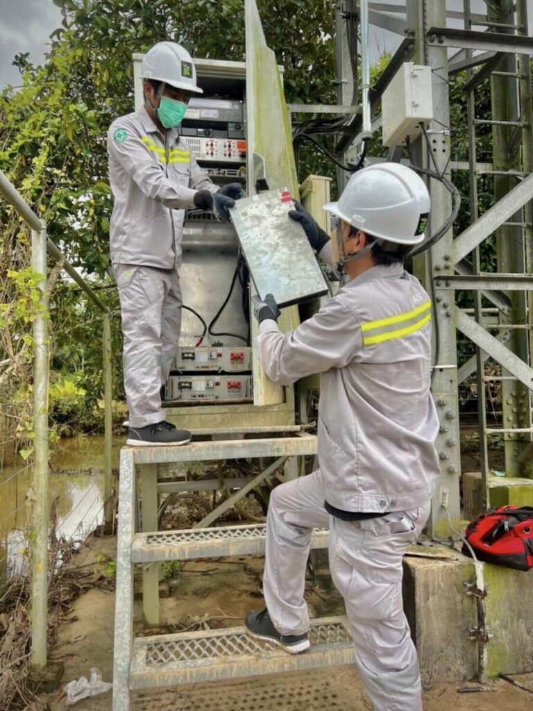 AIS 5G เชื่อมต่อ ช่วยเหลือ พื้นที่ประสบอุทกภัยชาวระยองและภาคตะวันออก ดูแลเครือข่ายสื่อสารในพื้นที่อย่างเต็มกำลัง