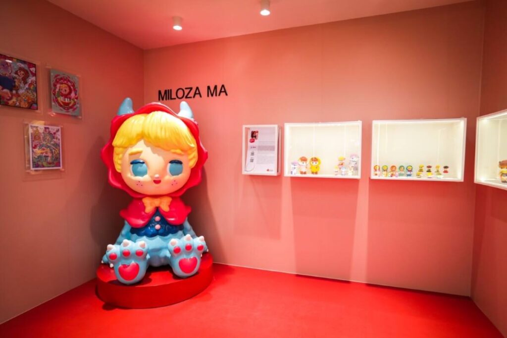 เซ็นทรัลเวิลด์ เปิดนิทรรศการ ‘Let’s Unbox! 2022 Hong Kong Art Toy Story Exhibition’ วันนี้ - 18 ก.ย. 65