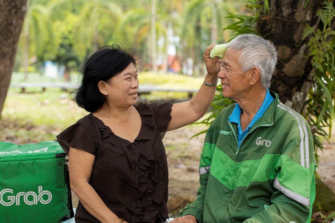 เปิดหัวใจ…สองคู่รักนักขับ (ฉบับแกร็บ)