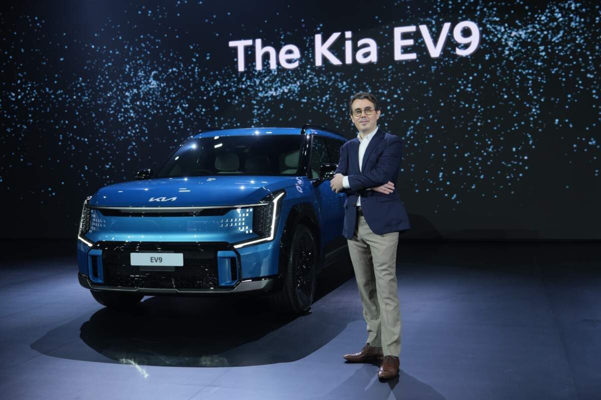 เกีย เซลส์ (ประเทศไทย) เปิดตัว “Kia EV9” เอสยูวี 6 ที่นั่ง ไฟฟ้า 100% รุ่นแรกในไทย