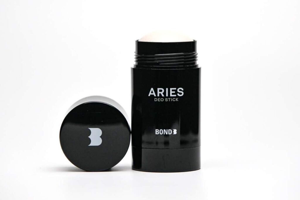 เปิดตัว "BOND DEO STICK" ไอเทมระงับกลิ่นกายสำหรับผู้ชาย
