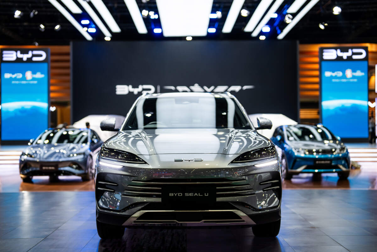 เรเว่ เผยโฉม BYD SEAL U DM-i พร้อมให้สัมผัสที่งาน Motor Show 2024
