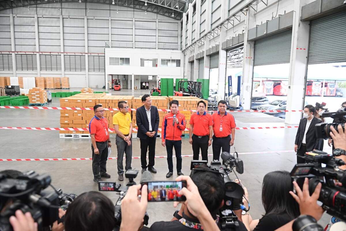 “ไปรษณีย์ไทย จับมือ กกต.” เตรียมภารกิจขนส่งบัตรเลือกสมาชิกวุฒิสภา 2567 พร้อมขนส่งบัตรเลือก สว. สู่ 1,005 แห่งทั่วประเทศ