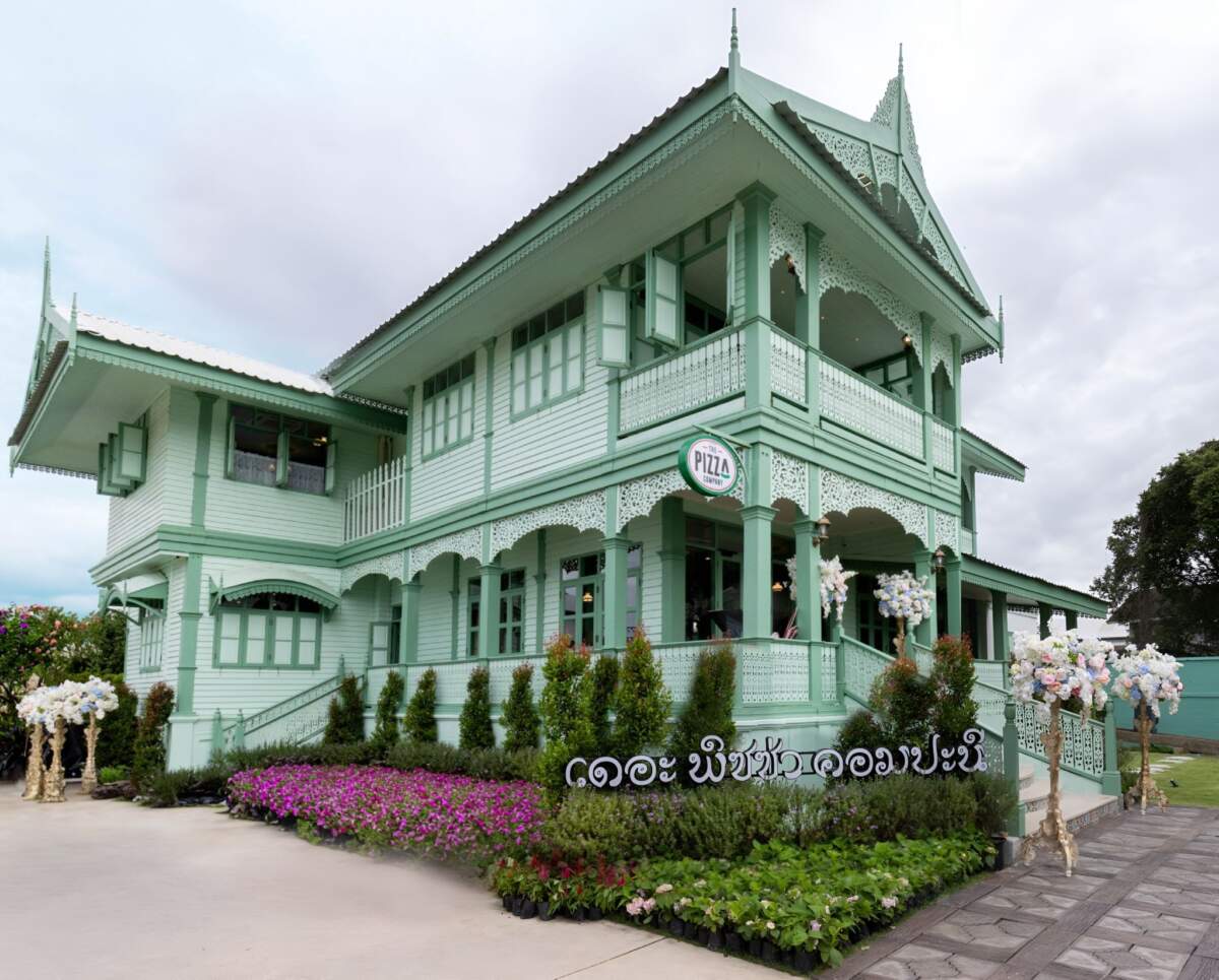 เดอะ พิซซ่า คอมปะนี แฟล็กชิพสโตร์ ร้านพิซซ่าเรือนขนมปังขิง พร้อมเสิร์ฟเมนูซิกเนเจอร์ท้องถิ่น ปักหมุดเมืองแป้ จุดเช็กอินใหม่ของภาคเหนือ