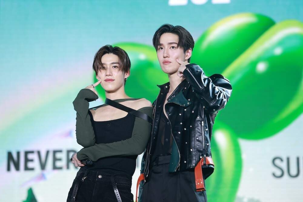 AIS Family จัดเต็มความพิเศษ นำโดย ต่อ ธนภพ, พีพี-กฤษฏ์, จอง-คัลแลน และ BUS ร่วมโชว์เซอร์ไพรส์สุดประทับใจใน AIS FANTIVAL 2024