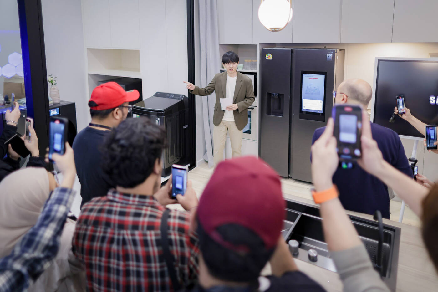 ส่องนวัตกรรม "AI Home" จาก Samsung ผู้ช่วยยกระดับสู่บ้านอัจฉริยะ