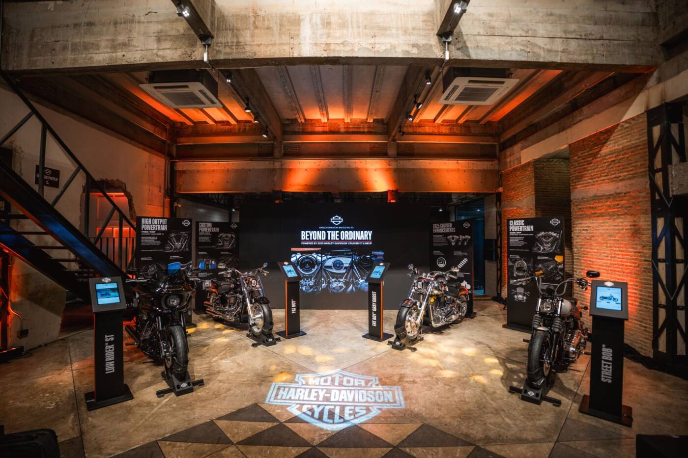 HARLEY-DAVIDSON® เผยโฉมไลน์อัพรถมอเตอร์ไซค์ Cruiser รุ่นใหม่ล่าสุดปี 2025 ครั้งแรกในประเทศไทย