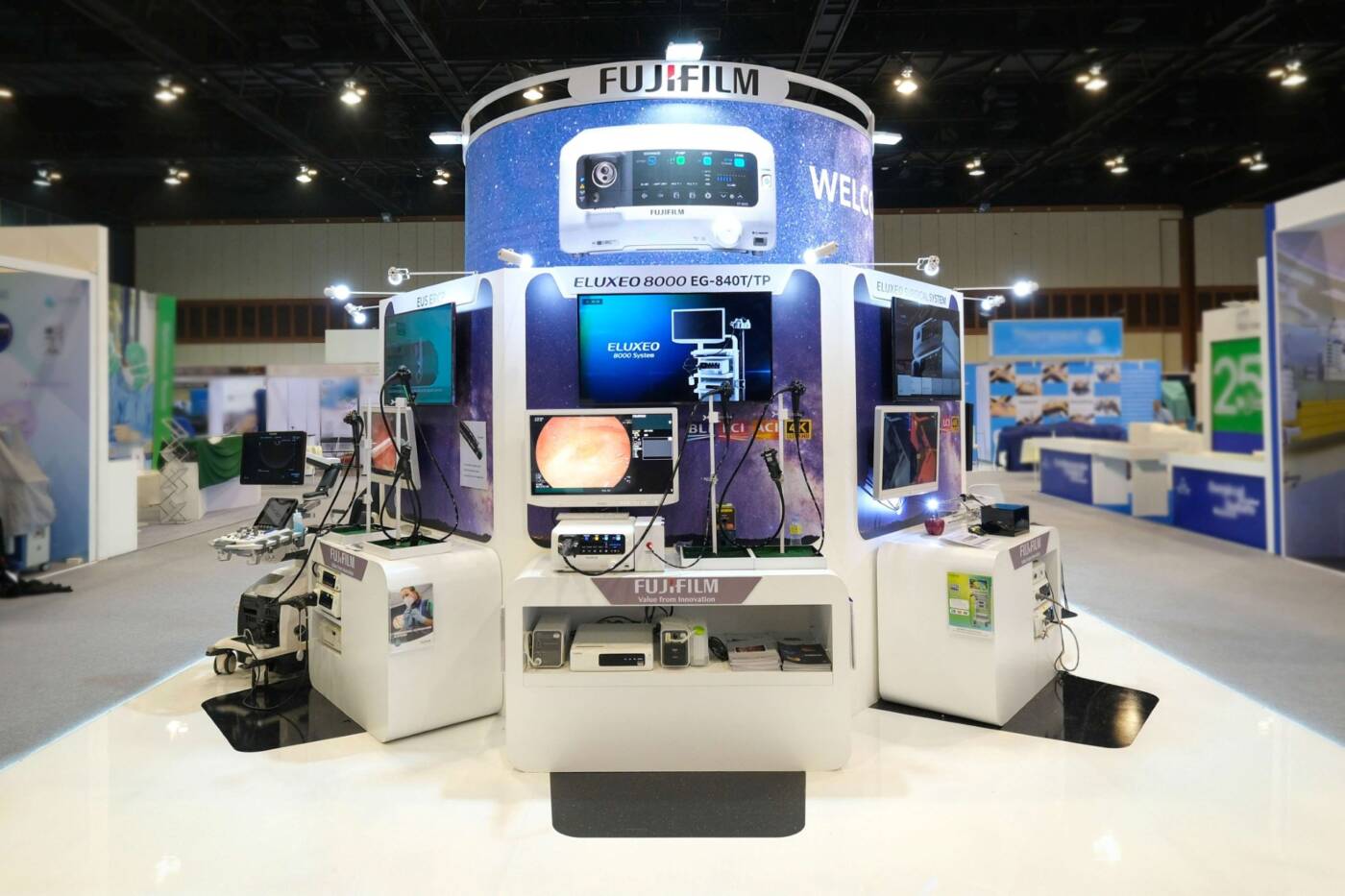 ฟูจิฟิล์ม เปิดตัวนวัตกรรมส่องกล้อง ELUXEO 8000 และกล้อง 800 Series ครั้งแรกที่งาน RCST 2025