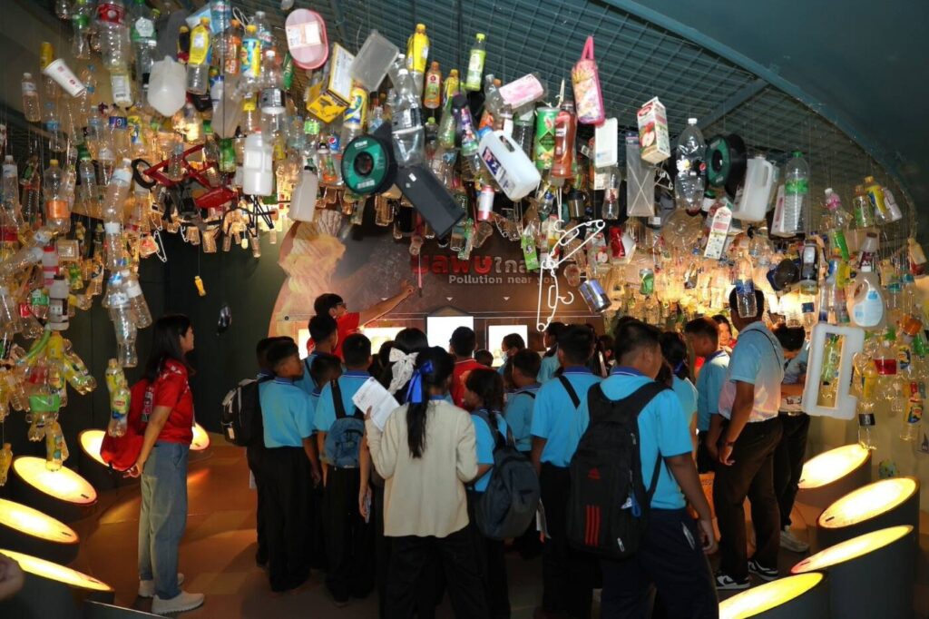 Canon สานต่อปีที่ 3 เปิดประตูสู่จักรวาล พาเยาวชนกว่า 100 ชีวิตเรียนรู้วิทย์ฯ นอกห้องเรียนที่ท้องฟ้าจำลอง