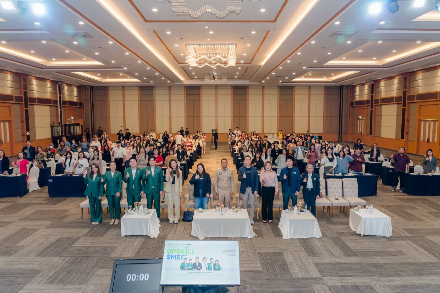DBD ผนึก LINE จัดสัมมนาใหญ่ ดัน SME ไทยใช้เครื่องมือดิจิทัล สร้างยอดขายโต