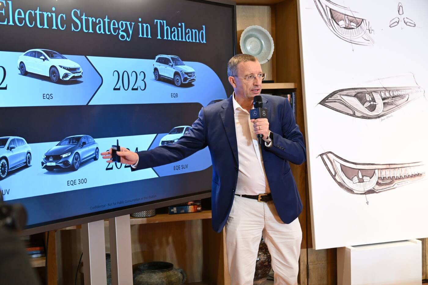 Mercedes-Benz เตรียมเผยโฉม CLA 250+ with EQ Technology ในงาน Motor Expo พร้อมปรับกลยุทธ์รถยนต์ไฟฟ้า