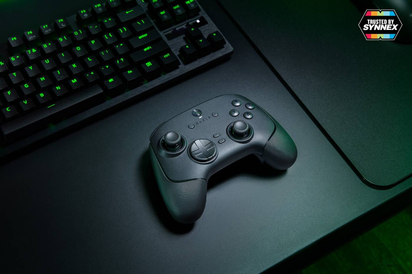 Razer เปิดตัว Wolverine V3 Pro 8K PC คอนโทรลเลอร์ไร้สายที่เร็วและเบาที่สุด ชูโรงด้วยเทคโนโลยี 8000Hz และจอยสติ๊ก TMR ป้องกันดริฟต์