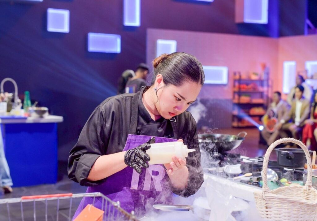 'เชฟเบลล์' คว้าแชมป์ 'The Restaurant War Thailand' ศึกพ่อค้า-แม่ค้าสตรีทฟู้ดหญิงคนแรก