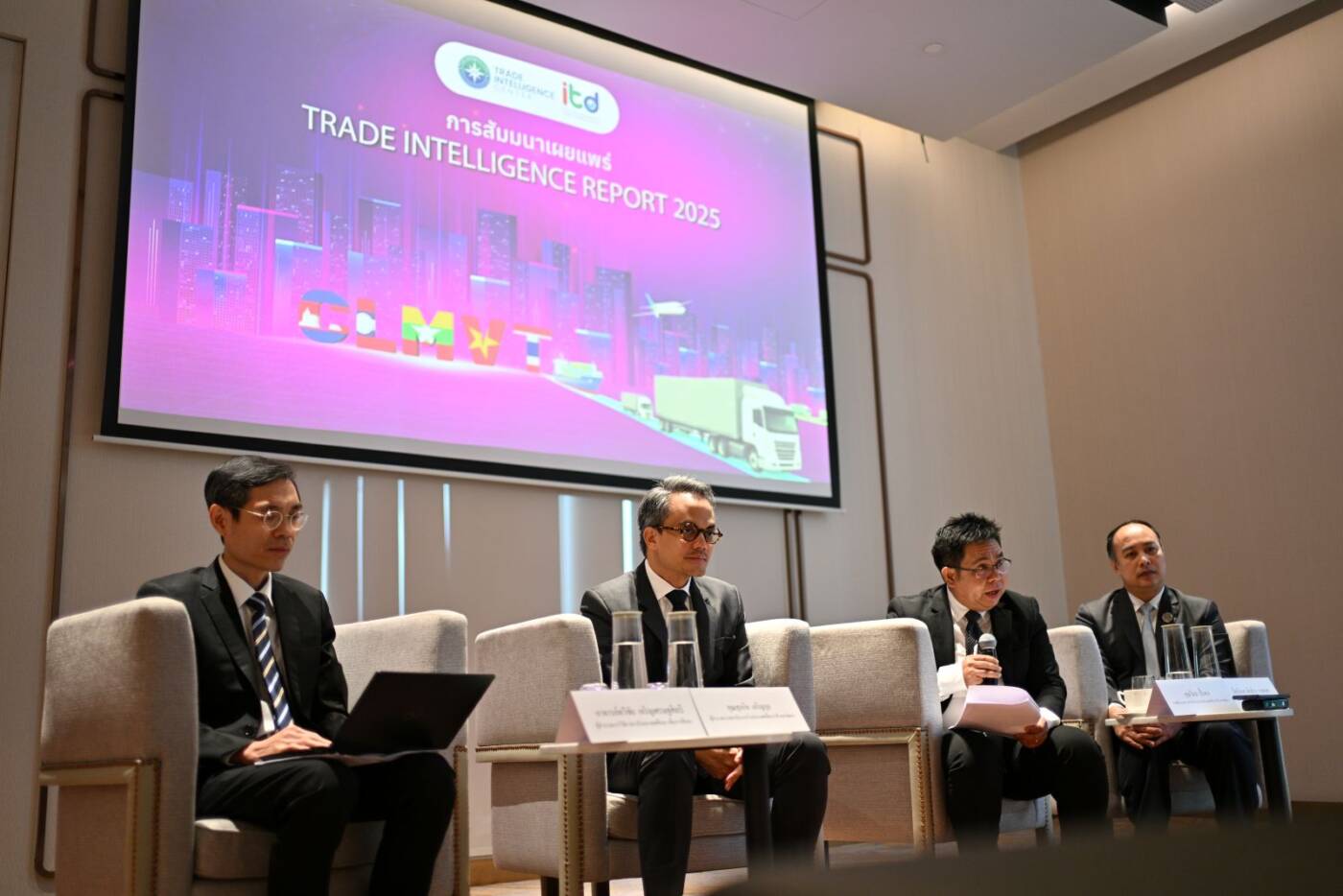 เจาะลึกสถานการณ์ CLMVT: เวียดนามดาวรุ่งพุ่งแรง, ไทยมีโอกาสเป็นฮับดิจิทัลและโลจิสติกส์