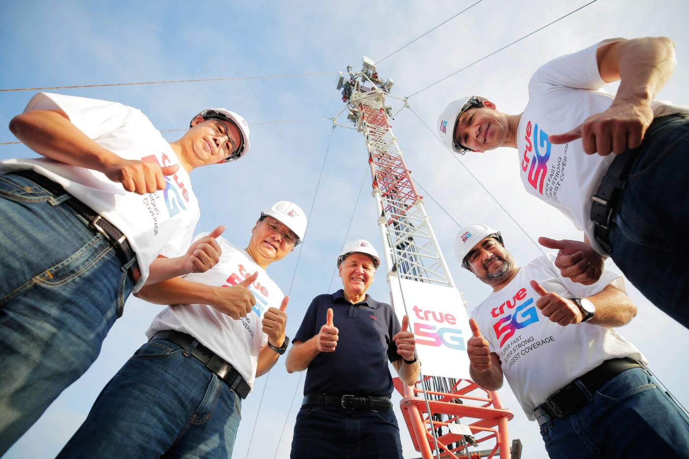 True ประกาศศักดา "One Network" ผนึกเสาสัญญาณ ทรู-ดีแทค สำเร็จ พลิกโฉมอุตสาหกรรมโทรคมนาคมไทย สู่เครือข่ายใหญ่สุดในอาเซียน