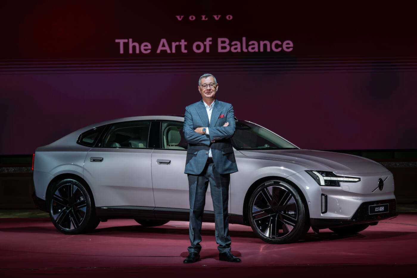 volvo es 90