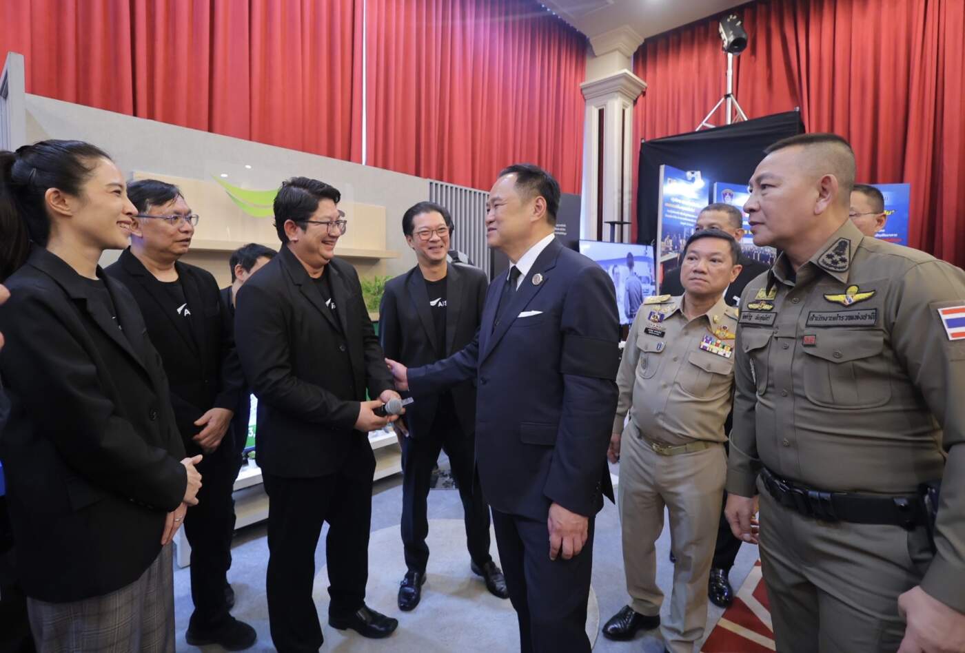 AIS ผนึก ตำรวจ! เผย 'ต้านภัยไซเบอร์' ปกป้องคนไทยทะลุ 3,050 ล้านครั้ง