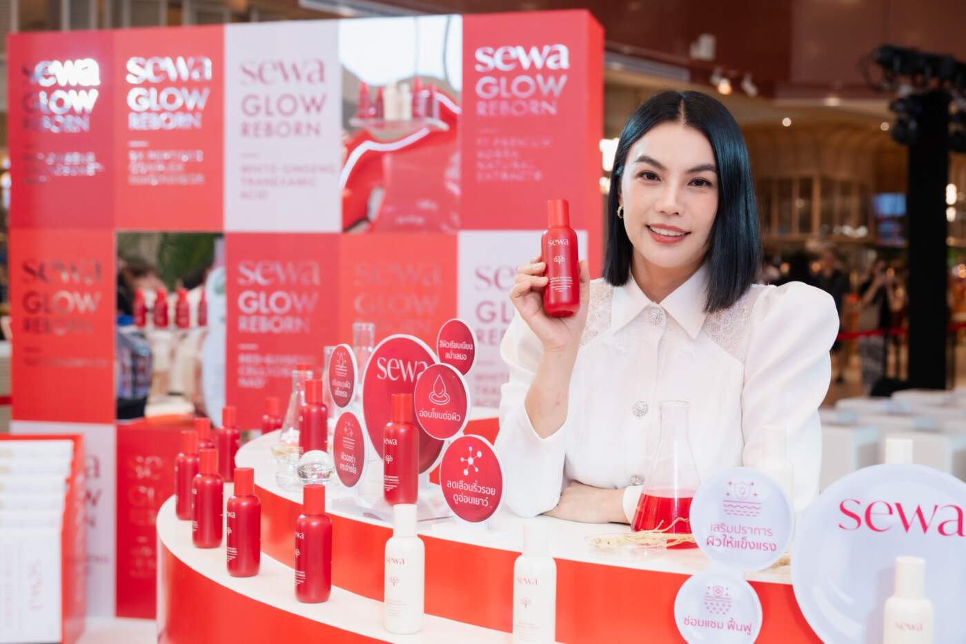 Sewa เปิดตัว "น้ำตบ AI" ครั้งแรกของโลก พร้อมรีแบรนด์ใหญ่ คว้า "เจนเย่ เมธิกา" เป็นพรีเซนเตอร์