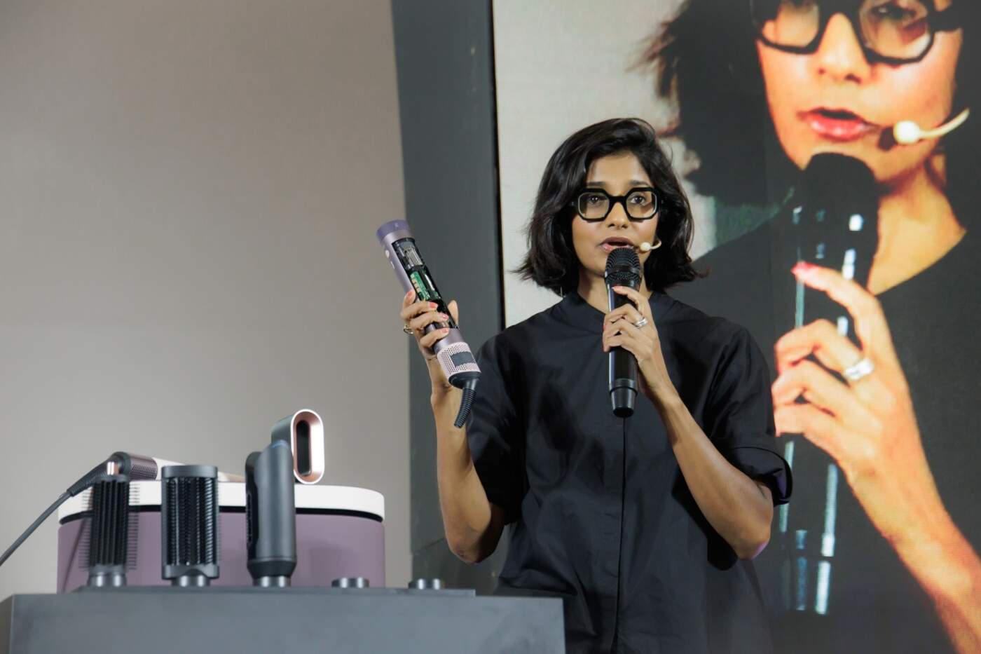 Dyson Airwrap Co-anda 2X บุกไทย พร้อมมอเตอร์ Hyperdymium 2X แรงดันลม 2 เท่า จัดทรงเร็วขึ้น แม่นยำ ไม่ทำร้ายผม
