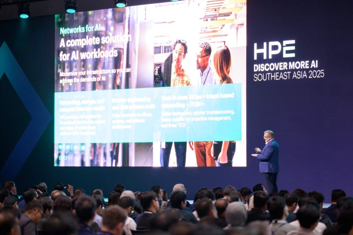 HPE อวดโฉมอนาคต AI และไฮบริดคลาวด์ครั้งใหญ่ที่กรุงเทพฯ ชู 'Unlock Ambition' ขับเคลื่อนองค์กรสู่ยุคดิจิทัลเต็มรูปแบบ