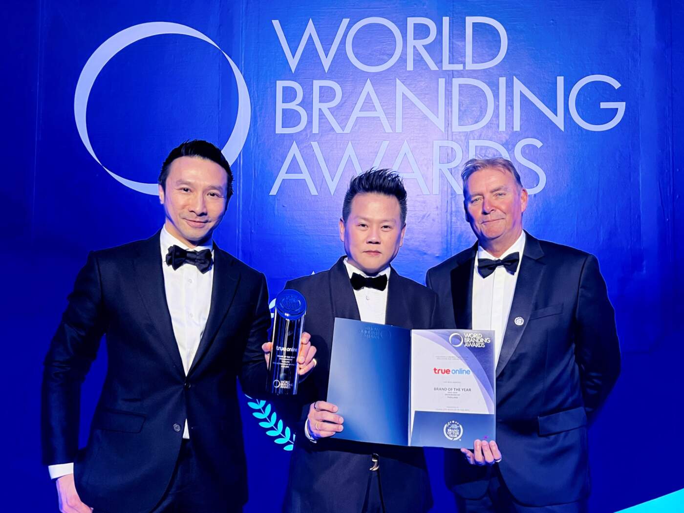 ทรูออนไลน์ คว้ารางวัล World Branding Awards ต่อเนื่อง 9 ปีซ้อน ตอกย้ำผู้นำเทคโนโลยีอัจฉริยะ เชื่อมชีวิตดิจิทัลไทยสู่สากล