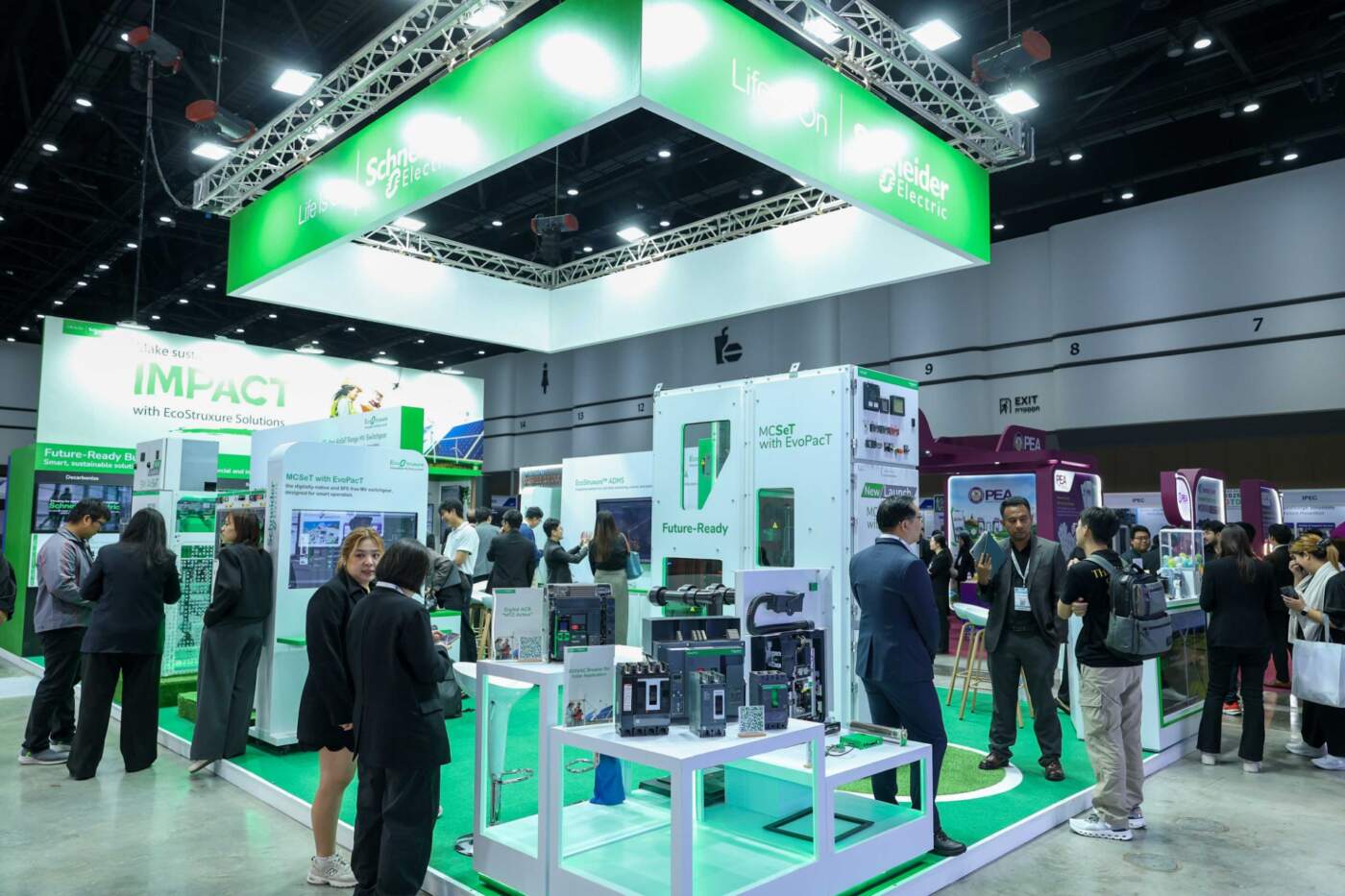 ชไนเดอร์ อิเล็คทริค ชู 3 โซลูชันพลังงานดิจิทัล ย้ำวิสัยทัศน์ Carbon Neutrality ในงาน IEEE PES GTD Asia 2025