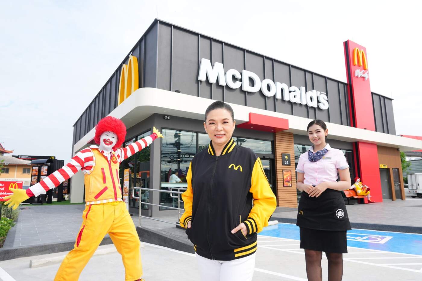 แมคโดนัลด์ ลุยเปิด 2 สาขาใหม่ ย้ำโตต่อเนื่อง