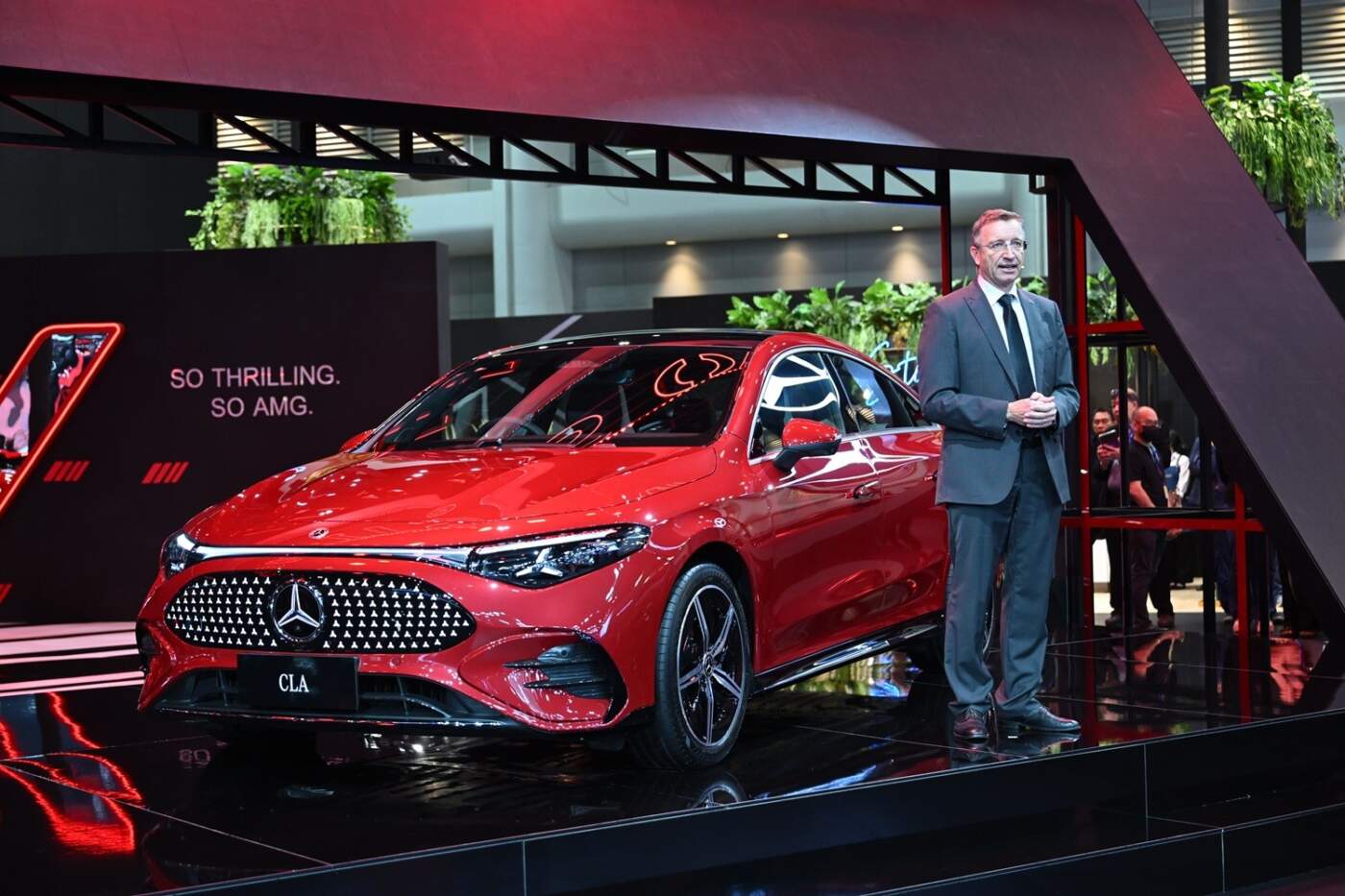 เมอร์เซเดส-เบนซ์ เปิดตัว The new CLA ไฟฟ้า 100% ครั้งแรกในไทยในงาน Motor Expo 2025
