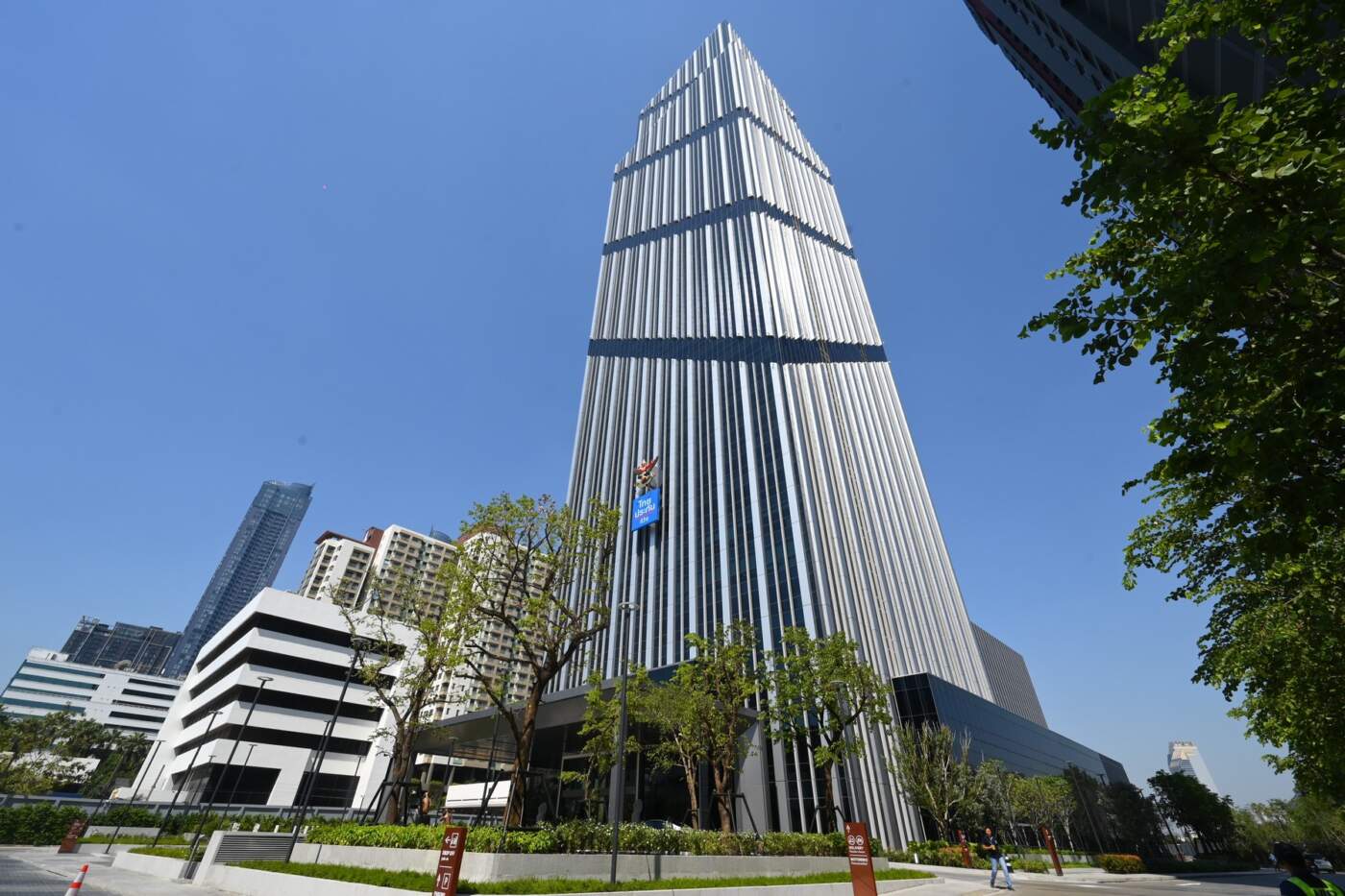 V.One Tower ปักธง 'New CBD พระราม 9' ชูอาคารสำนักงานยุคใหม่ ผสานพรีเมียม-ยืดหยุ่น เจาะช่องว่างตลาด