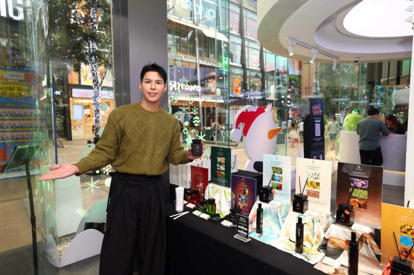 AIS SIAM พลิกโฉมชั้น 1 สู่ Digital Lifestyle Destination มัดใจ Gen-C ด้วยกลิ่นอาย "คัลแลน Hateberry" และคาเฟ่สุดชิค