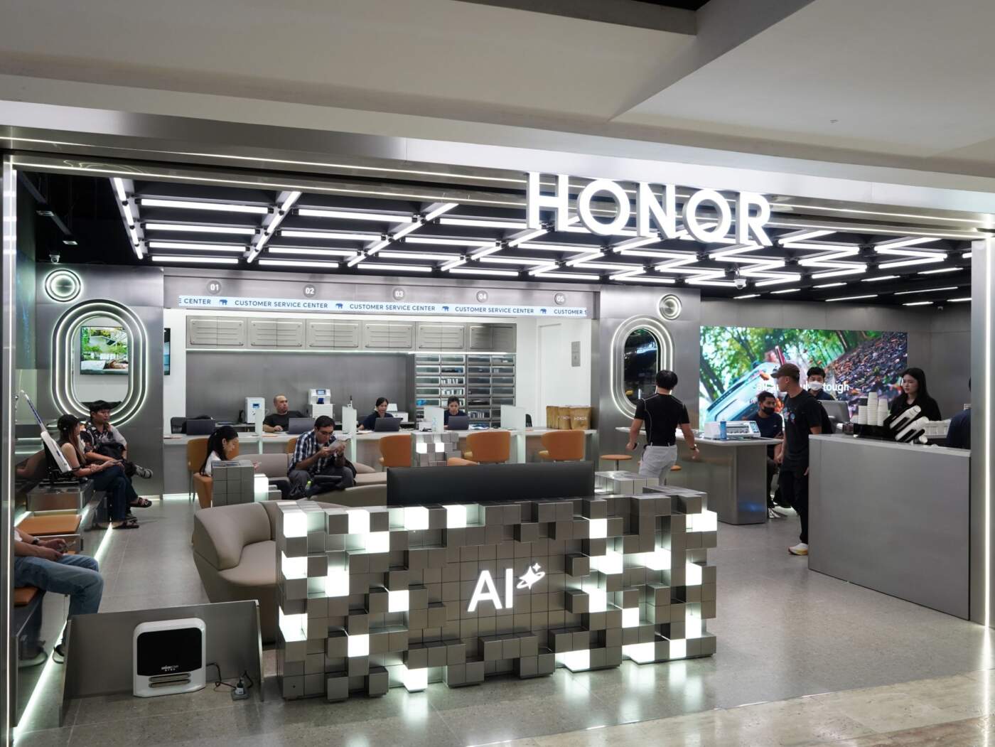 HONOR ปักหมุดไทยเปิดตัว Service Center ใหญ่ที่สุดในอาเซียน ชู AI ยกระดับงานบริการครบวงจร