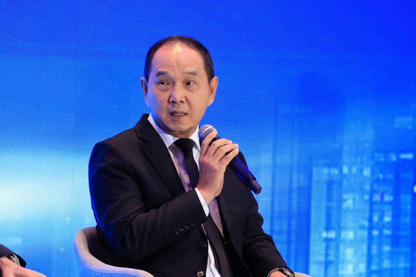 CEO การบินไทย ชี้ไทยมีศักยภาพเหนือกว่าสิงคโปร์ทุกด้าน จี้รัฐรื้อระบบนิเวศการบิน