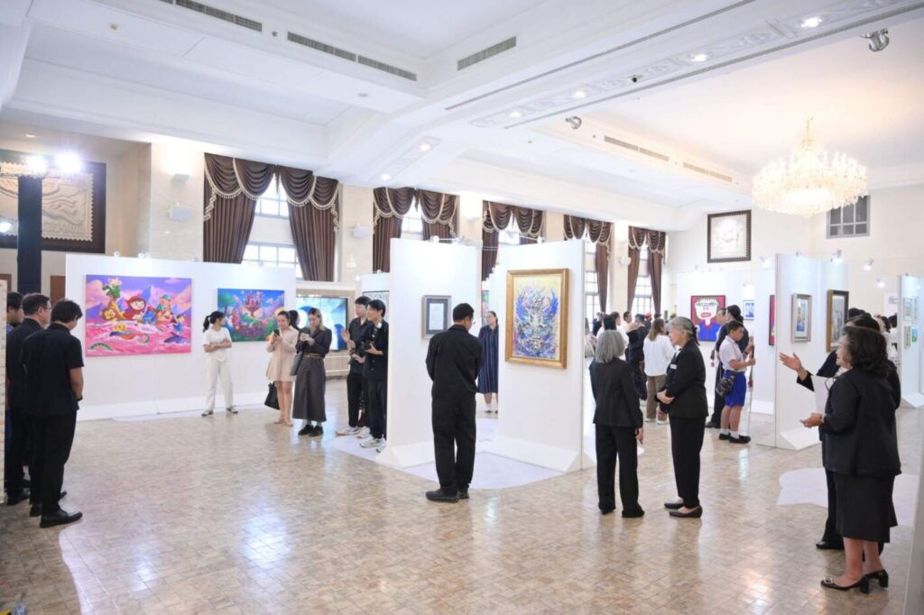 ไปรษณีย์ไทย เปิดนิทรรศการ Art Speaks One Language รวมพลังศิลปินเด็กพิเศษ-ศิลปินดัง สร้างโอกาสทางการศึกษาผ่านงานศิลป์