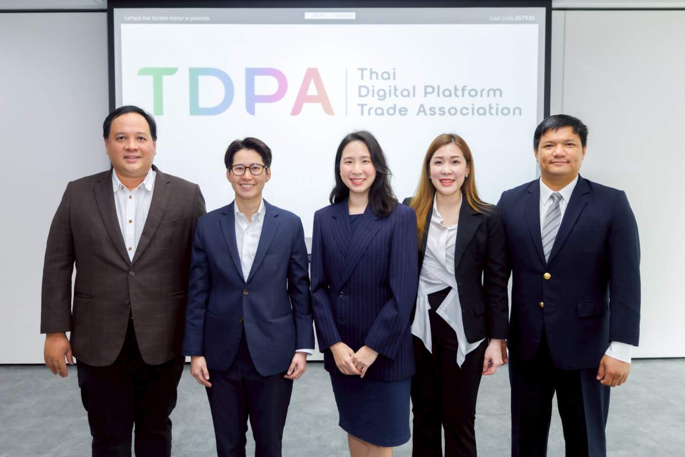 4 ยักษ์แพลตฟอร์ม Grab-Lazada-LINE MAN Wongnai-Shopee ผนึกกำลังตั้งสมาคม TDPA ขับเคลื่อนเศรษฐกิจดิจิทัลไทยสู่สากล