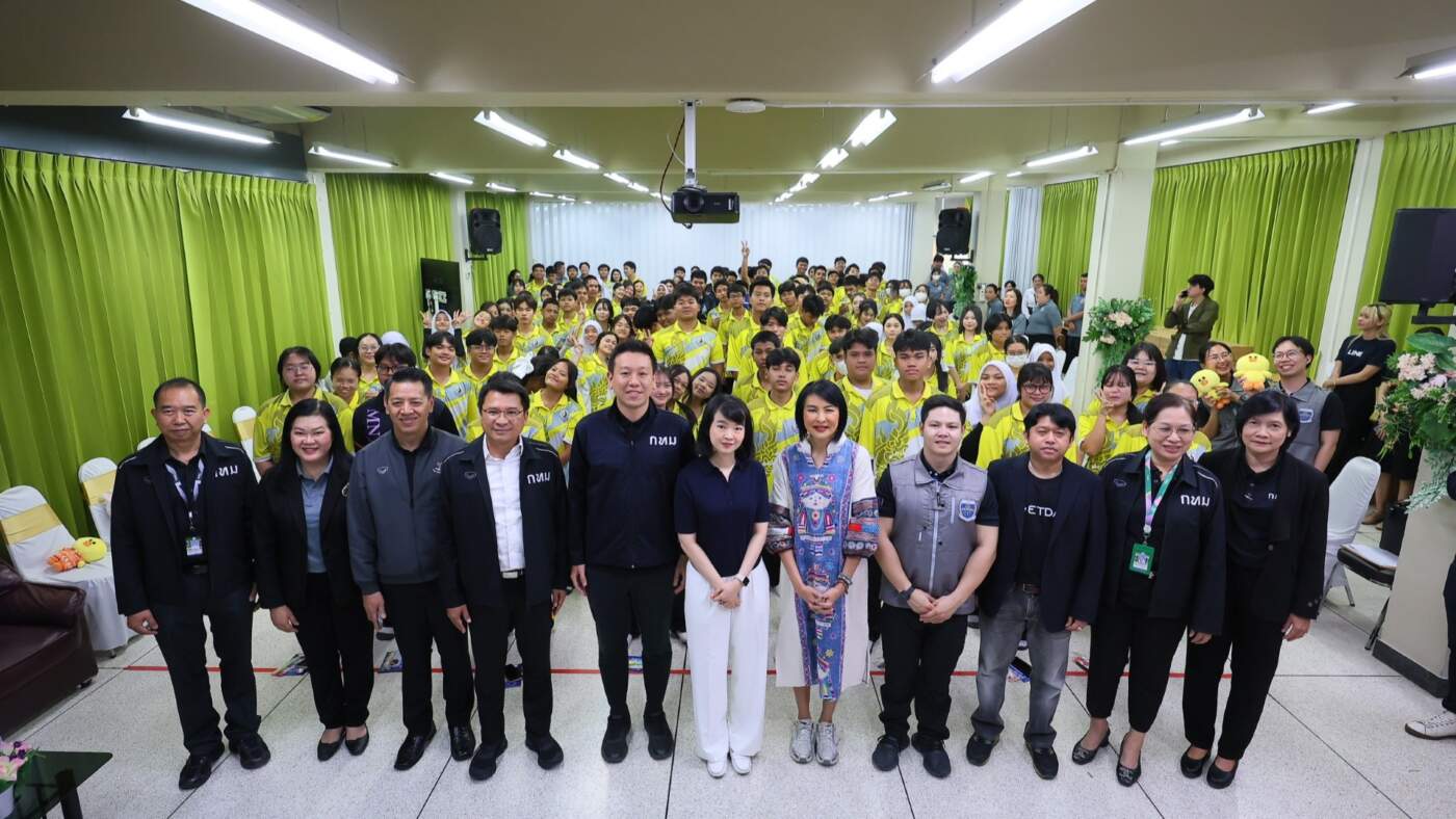 LINE จับมือ กทม. เสริมเกราะเด็กไทย จัดเวิร์กช็อป Digital Literacy ปั้นพลเมืองดิจิทัลรู้ทันภัยไซเบอร์