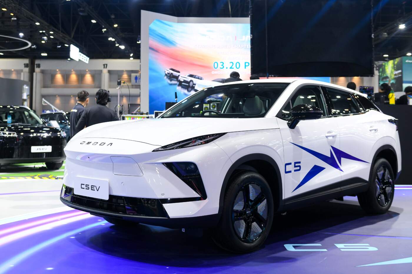 OMODA C5 EV MAX+