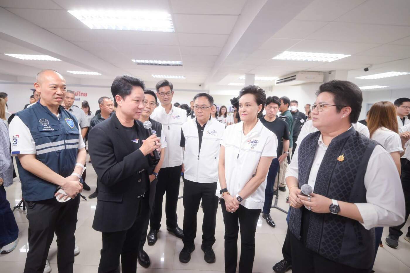 รัฐบาลจับมือไปรษณีย์ไทย ปูพรม 'ไทยช่วยไทย' ขนสินค้าราคาถูกลด 25% ส่งตรง 4 ล้านครัวเรือนทั่วประเทศ