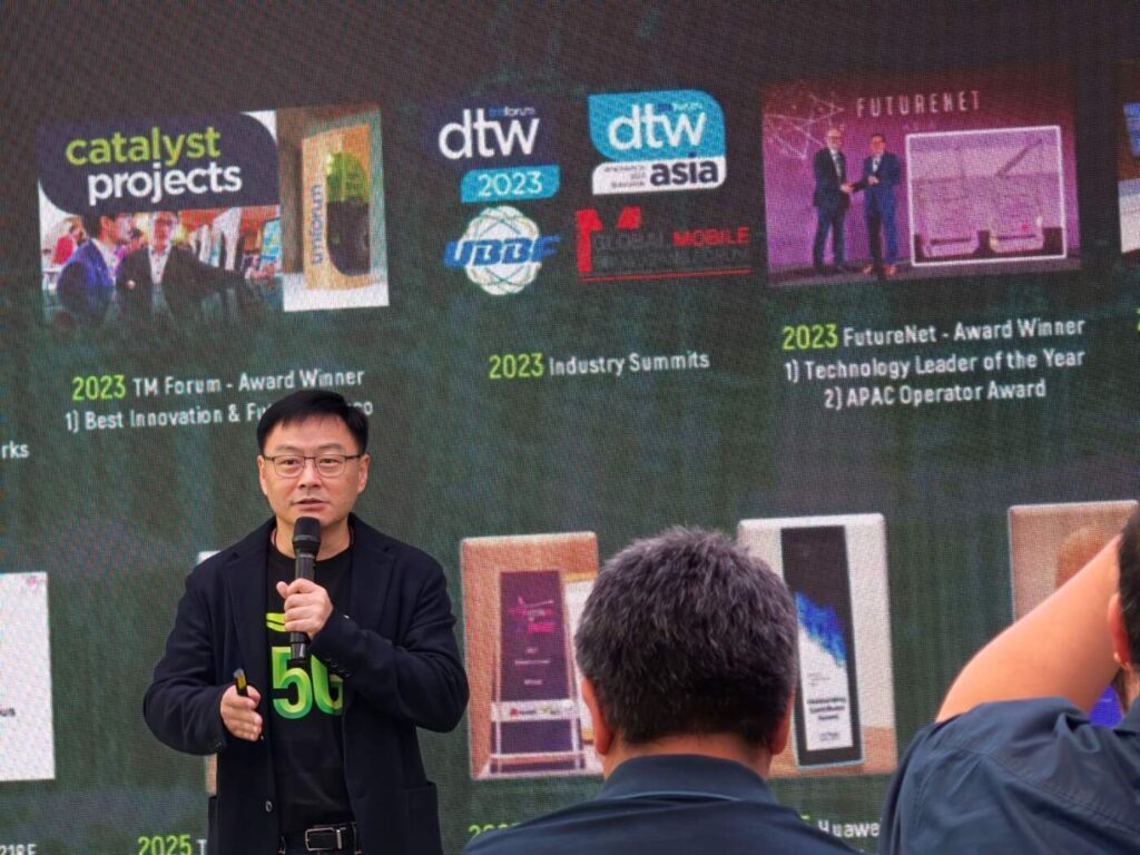 เจาะกลยุทธ์ AIS 5G-ADVANCED: โครงข่ายอัจฉริยะที่ผสาน “Partnership + AI + Innovation” รายแรกในอาเซียน กับเป้าหมายปูทางสู่โลก 6G