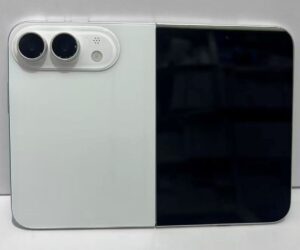 เผยภาพดัมมี่ล่าสุด iPhone รุ่นพับได้ แต่ข่าวลือล่าสุดคาดเลื่อนเปิดตัวเป็นต้นปีหน้า
