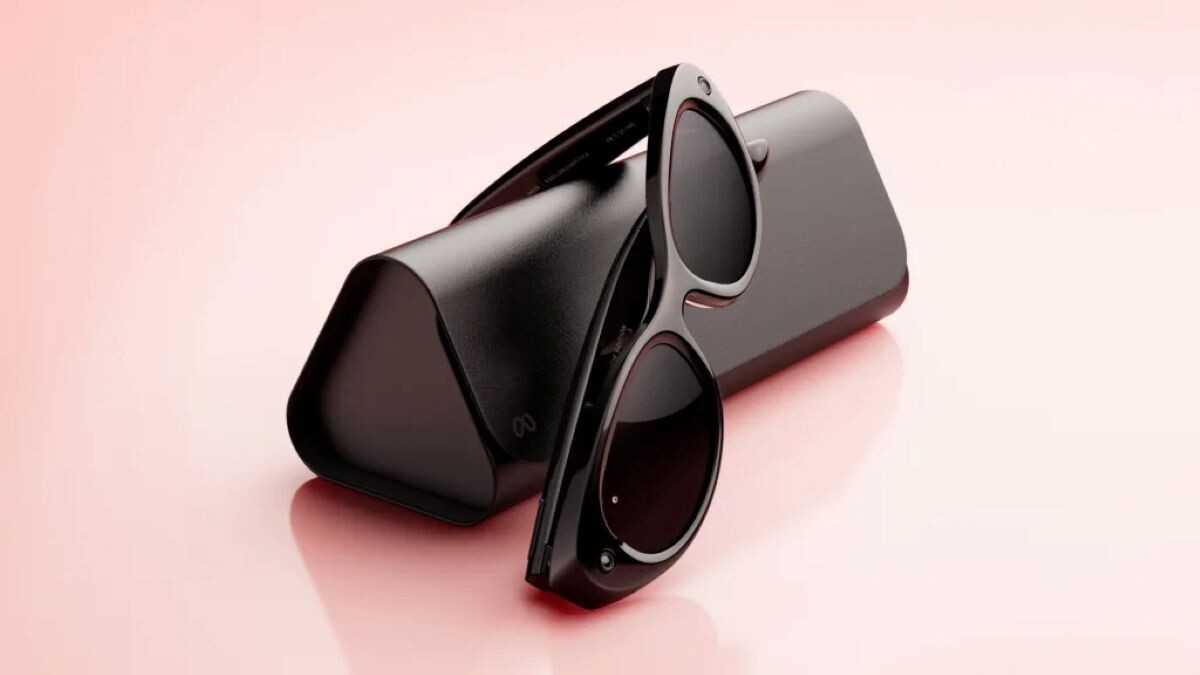 Meta จับมือ EssilorLuxottica เปิดตัว 'Meta Glasses' แว่นตา AI อัจฉริยะ ดึง Kylie Jenner ร่วมดีไซน์