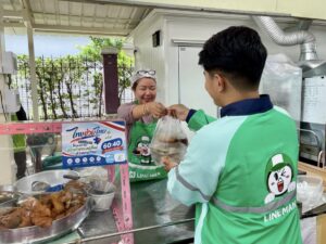 LINE MAN เผยคนใช้สิทธิ “ไทยช่วยไทย พลัส” พุ่ง 1.2 ล้านคน ยอดสั่งปลายเดือนโต 15% “กะเพราหมูกรอบ-มัตจะลัตเต” แชมป์เมนูฮิต