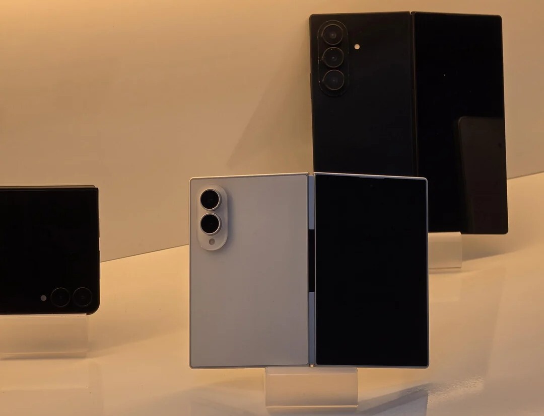 ภาพหลุด Galaxy Z Fold8, Fold8 Ultra และ Flip8 ก่อนเปิดตัวในเกาหลีใต้