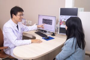 แพทย์ไทยชูนวัตกรรมตรวจเลือด ด่านแรกคัดกรอง 'อัลไซเมอร์' รับมือสังคมสูงวัย
