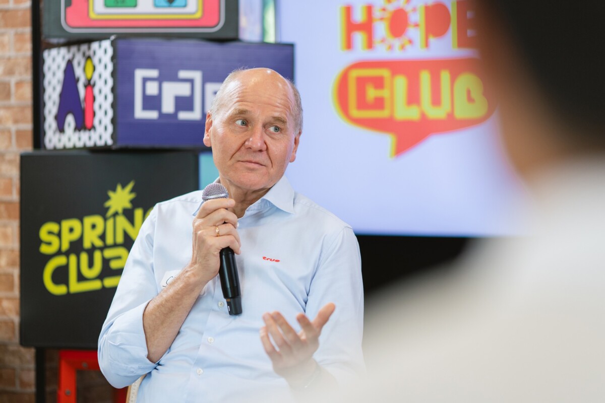 ซิกเว่ เบรกเก้ ชี้ 'คนเก่ง' ยุคใหม่ไม่ใช่แค่เกรดดี ถอดสูตรสำเร็จรับมือ AI Disruption และวิธีโตในโลกการทำงาน